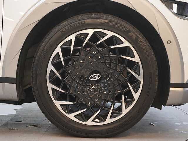 Hyundai IONIQ 5 73kWh Ultimate Hatchback 5dr Electric Auto AWD (305 ps) Tech Pack and Eco Pack Atlas White