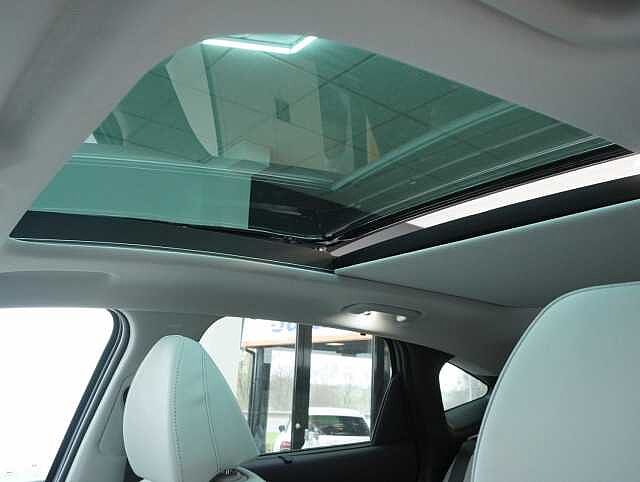 Hyundai TUCSON 1.6T Ultimate SUV 5dr Petrol Hybrid Auto Euro 6 (s/s) (239 ps) Shmmering Silver