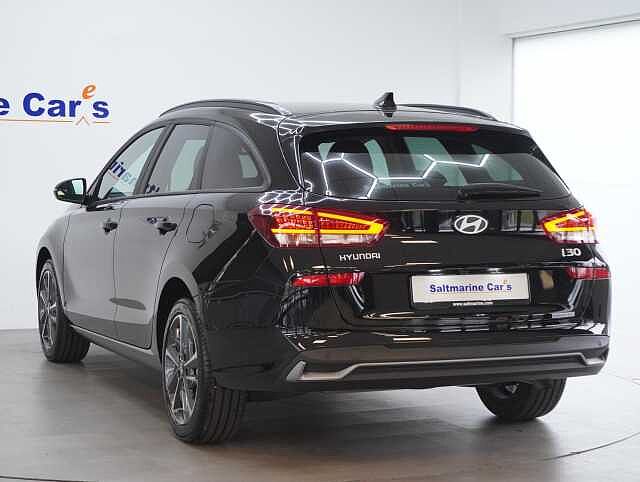 Hyundai I30 1.5 T-GDi MHEV Premium Tourer 5dr Petrol Hybrid Manual Euro 6 (s/s) (140 ps) Abyss Black