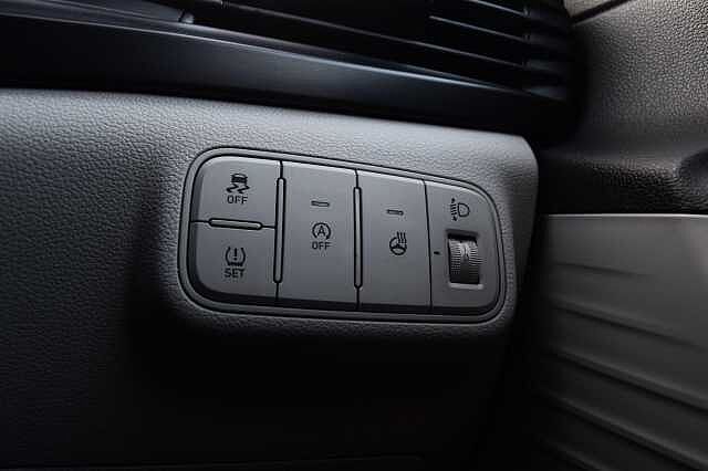 Hyundai BAYON 1.0 TGDi Ultimate 5dr Red