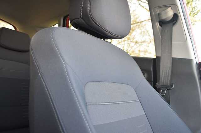 Hyundai BAYON 1.0 TGDi Ultimate 5dr Red