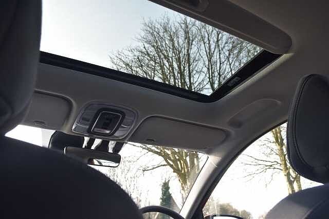 Hyundai BAYON 1.0 TGDi Ultimate 5dr Red