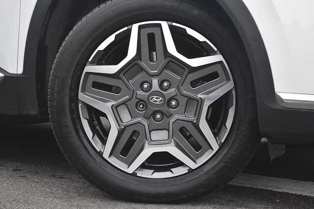 Hyundai SANTA FE 1.6 TGDi Hybrid Ultimate 5dr Auto White