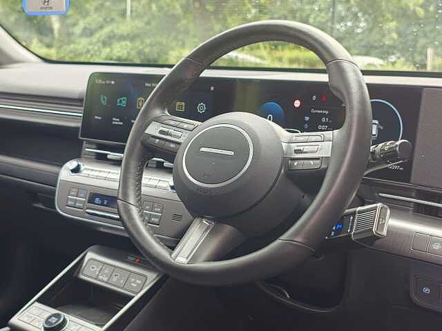 Hyundai KONA 1.6 Hybrid 129 Ultimate 5dr DCT Black