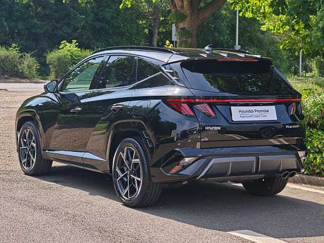 Hyundai TUCSON 1.6T 48V MHD N Line S 5dr DCT Black