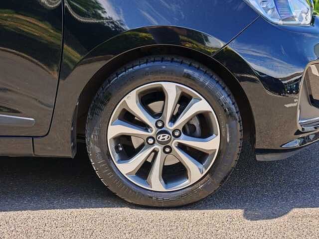 Hyundai I10 1.2 Premium SE 5dr Auto Black