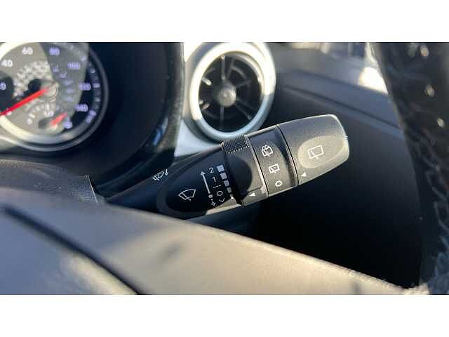 Hyundai i10 I10 1.2 MPi Premium 5dr Auto