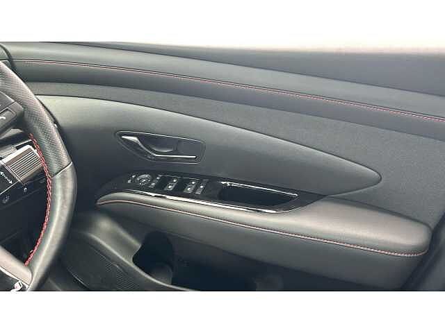 Hyundai TUCSON TUCSON 1.6T Hybrid N Line 5dr Auto Black
