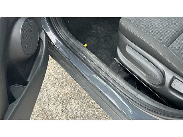 Hyundai KONA KONA 1.6 GDi Hybrid SE Connect 5dr DCT Grey