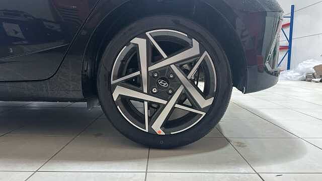 Hyundai I20 i20 5Dr HAT 1.0 T-gdi 90ps Tech Line Phantom Black