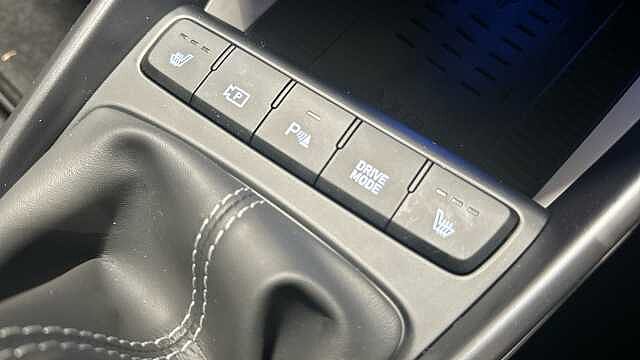 Hyundai I20 i20 5Dr HAT 1.0 T-gdi 90ps Tech Line Phantom Black