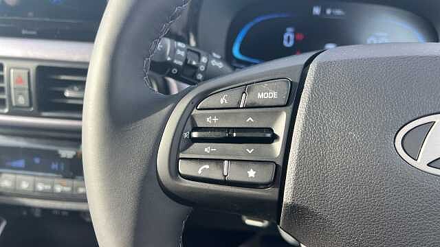 Hyundai i10 i10 5Dr HAT 1.2 MPi 79ps Premium NAV AU