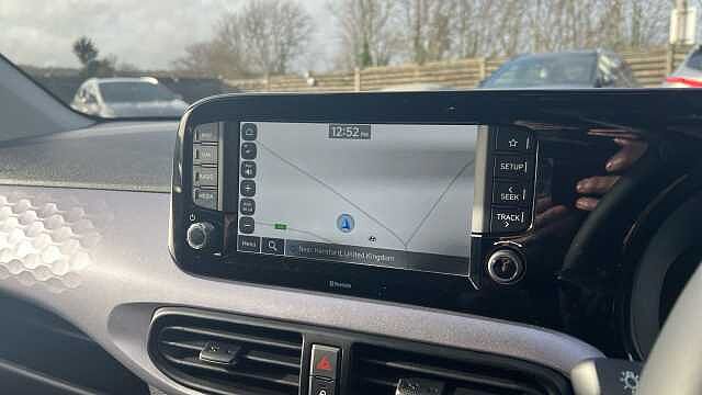 Hyundai i10 i10 5Dr HAT 1.2 MPi 79ps Premium NAV AU