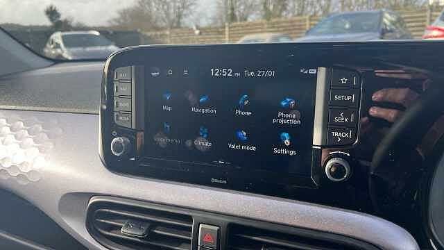 Hyundai i10 i10 5Dr HAT 1.2 MPi 79ps Premium NAV AU