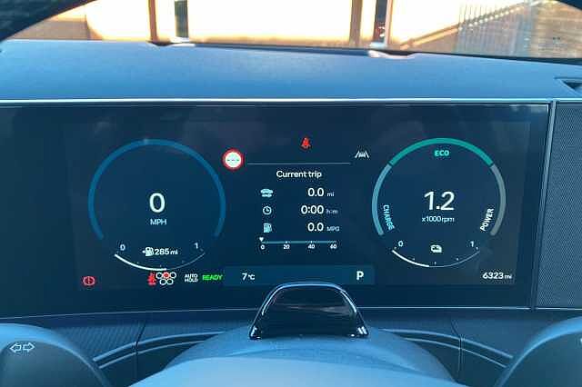 Hyundai SANTA FE CALLIGRAPHY White