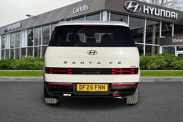 Hyundai SANTA FE CALLIGRAPHY White