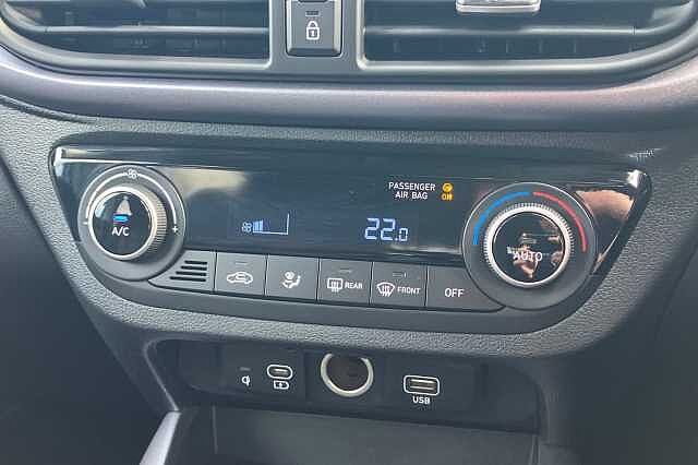 Hyundai I10 PREMIUM Blue