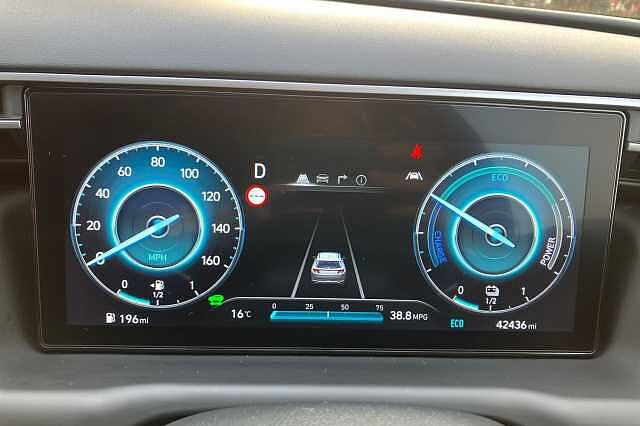 Hyundai TUCSON T-GDI PREMIUM White