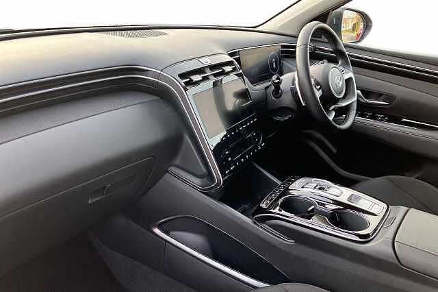 Hyundai TUCSON T-GDI PREMIUM White