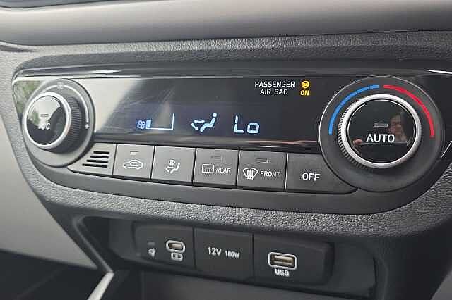 Hyundai I10 PREMIUM Black