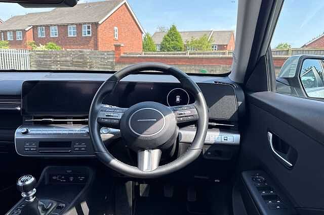Hyundai KONA ADVANCE Green