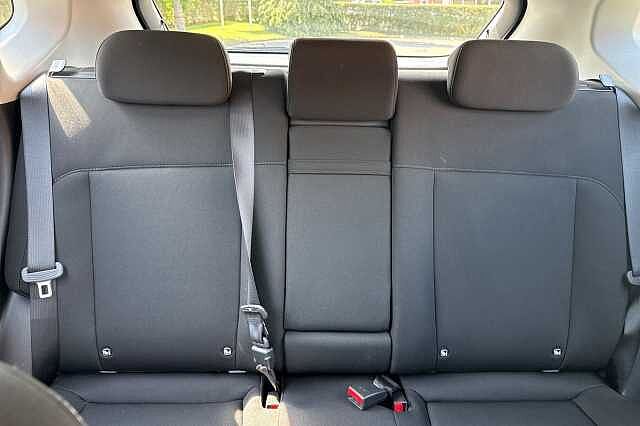 Hyundai KONA ADVANCE Green