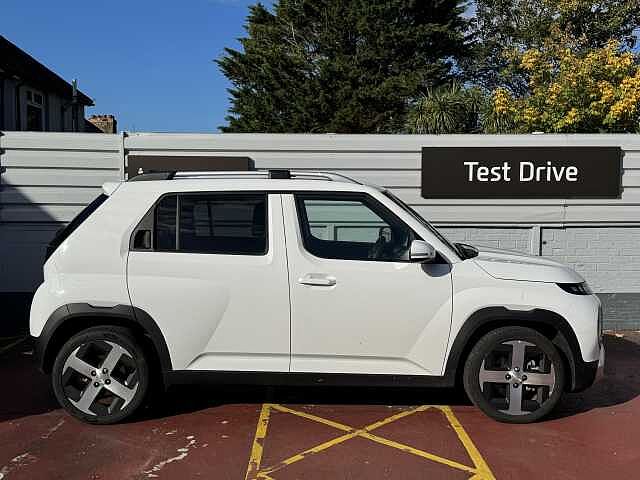 Hyundai INSTER 85kW 02 49kWh 5dr Auto White