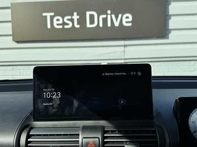 Hyundai INSTER 85kW 02 49kWh 5dr Auto White