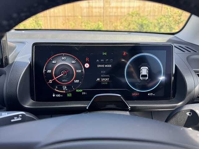 Hyundai INSTER 85kW 02 49kWh 5dr Auto Beige