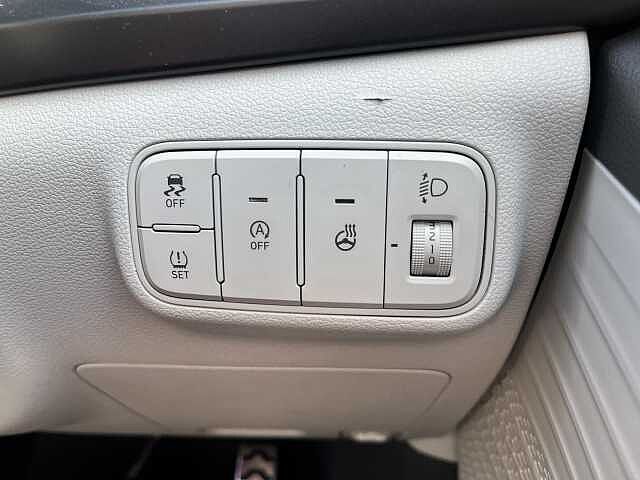 Hyundai BAYON 1.0 TGDi Ultimate 5dr DCT White