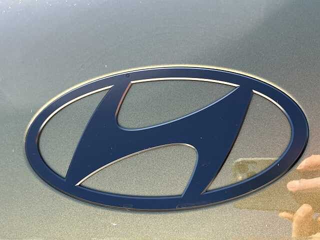 Hyundai SANTA FE 1.6 TGDi Hybrid Calligraphy 5dr 4WD Auto
