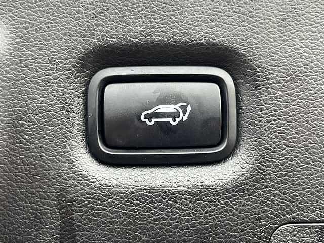 Hyundai SANTA FE 1.6 TGDi Hybrid Ultimate 5dr 4WD Auto Grey