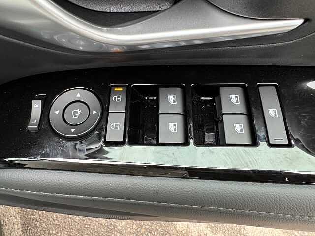 Hyundai TUCSON 1.6T Plug-in Hybrid Ultimate 5dr Auto Black