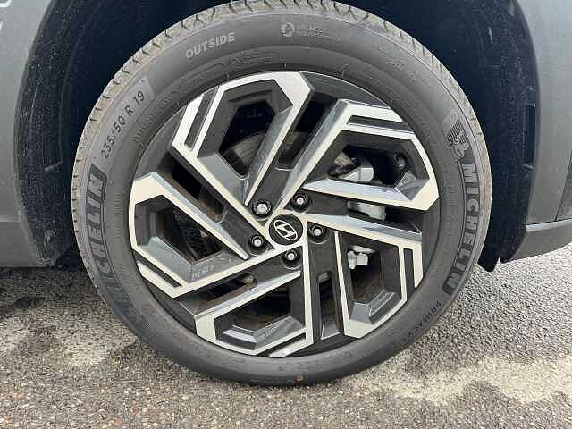 Hyundai TUCSON 1.6T Plug-in Hybrid Ultimate 5dr Auto Black