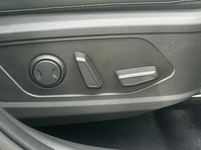 Hyundai TUCSON 1.6T Hybrid Ultimate 5dr Auto Grey
