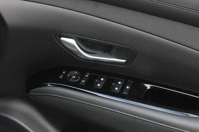 Hyundai TUCSON 1.6T Plug-in Hybrid Premium 5dr Auto