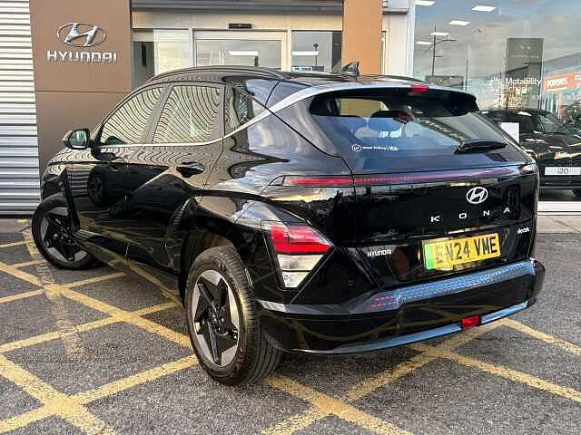 Hyundai KONA 65.4kWh Advance Auto 5dr Black