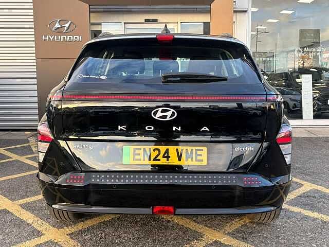 Hyundai KONA 65.4kWh Advance Auto 5dr Black