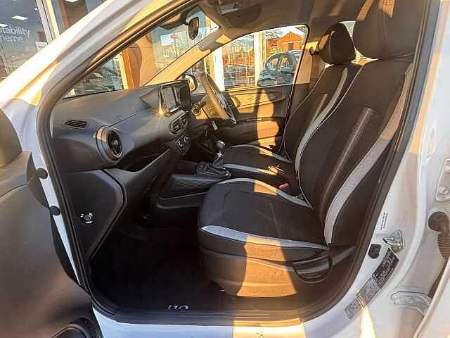 Hyundai i10 1.0 Advance Euro 6 (s/s) 5dr