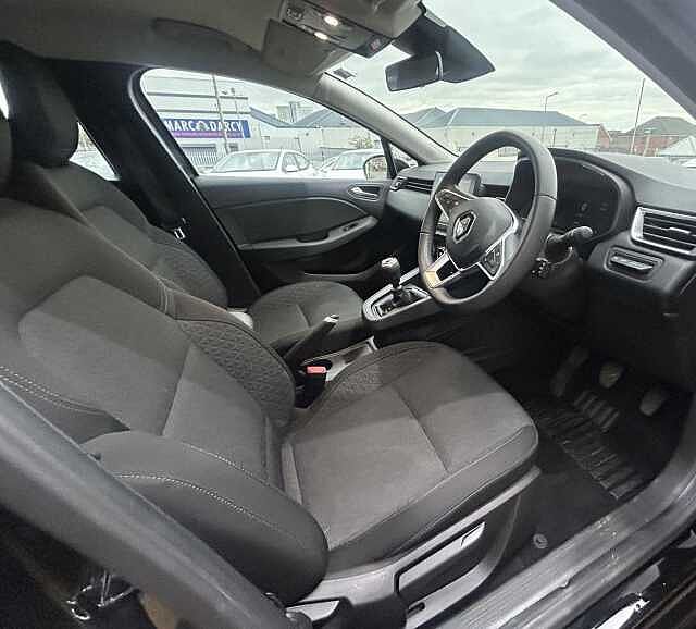 Renault Clio 1.0 TCe Evolution Euro 6 (s/s) 5dr