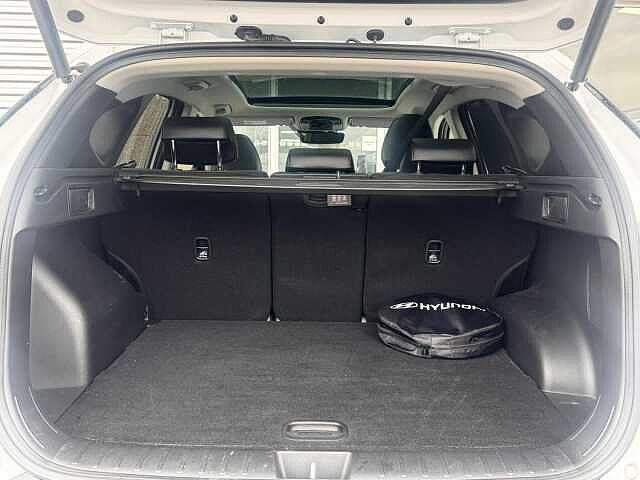 Hyundai TUCSON 1.6 T-GDi 13.8kWh Ultimate Auto Euro 6 (s/s) 5dr White