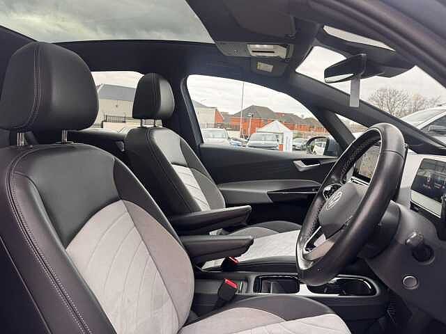 Volkswagen ID.3 Pro Performance 58kWh Family Auto 5dr