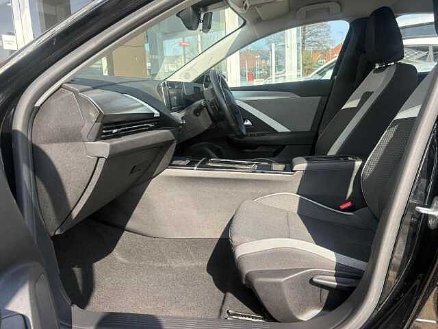 Vauxhall Astra 1.5 Turbo D Design Auto Euro 6 (s/s) 5dr