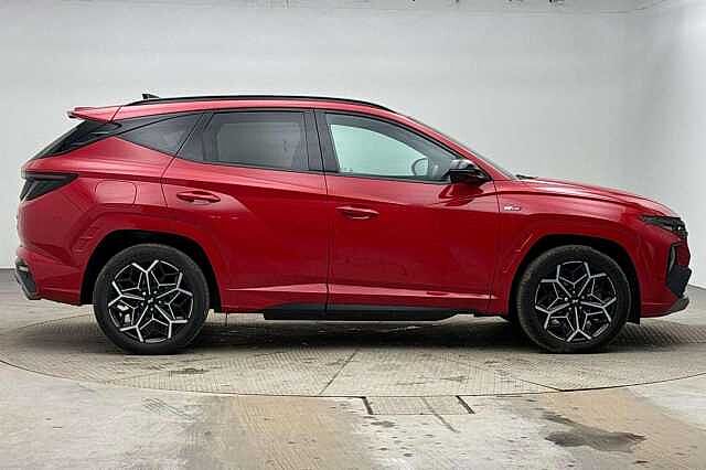Hyundai TUCSON 1.6 T-GDi 13.8kWh N Line Auto 4WD Euro 6 (s/s) 5dr Red