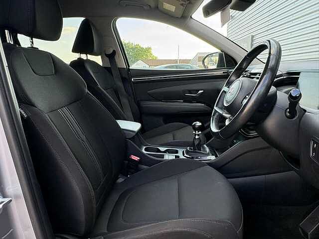 Hyundai TUCSON 1.6 T-GDi Premium Euro 6 (s/s) 5dr Silver
