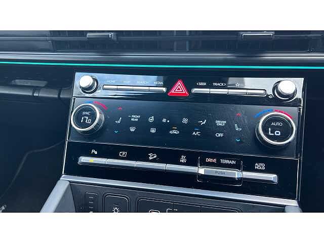 Hyundai Santa Fe SANTA FE 1.6 TGDi Plug-in Hybrid Calligraphy 5dr 4WD Auto