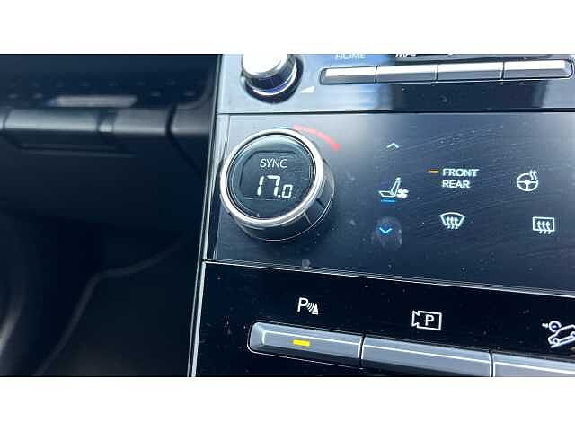 Hyundai Santa Fe SANTA FE 1.6 TGDi Plug-in Hybrid Calligraphy 5dr 4WD Auto