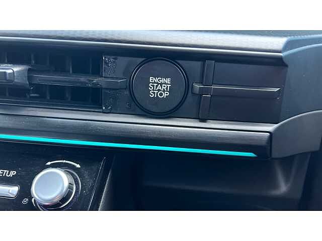 Hyundai Santa Fe SANTA FE 1.6 TGDi Plug-in Hybrid Calligraphy 5dr 4WD Auto