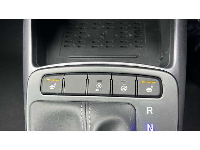 Hyundai i10 I10 1.2 [79] Premium 5dr Auto [Nav]