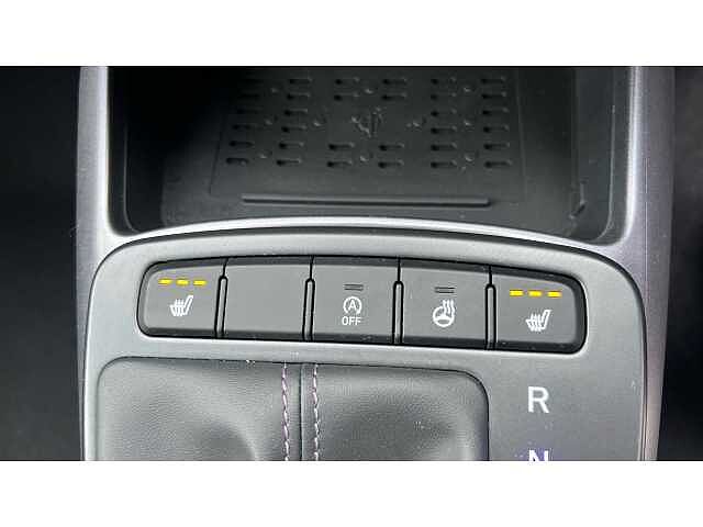 Hyundai i10 I10 1.2 [79] Premium 5dr Auto [Nav]